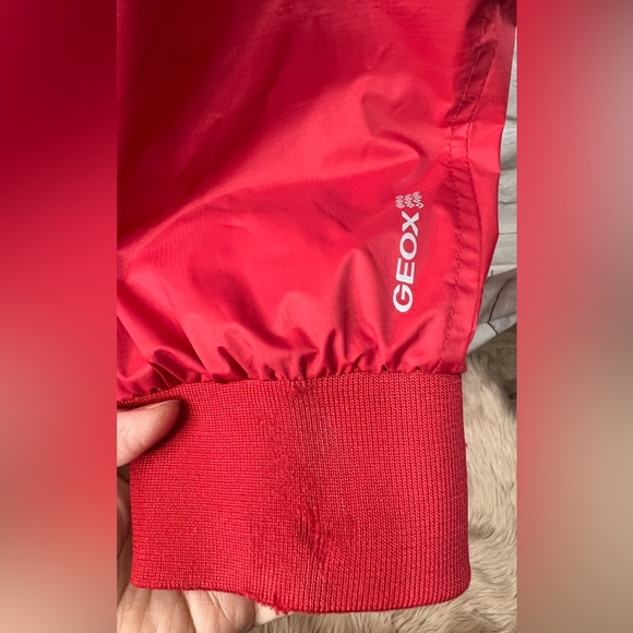 Geox Respira Performing Lightweight Jacket - Picture 5 of 13